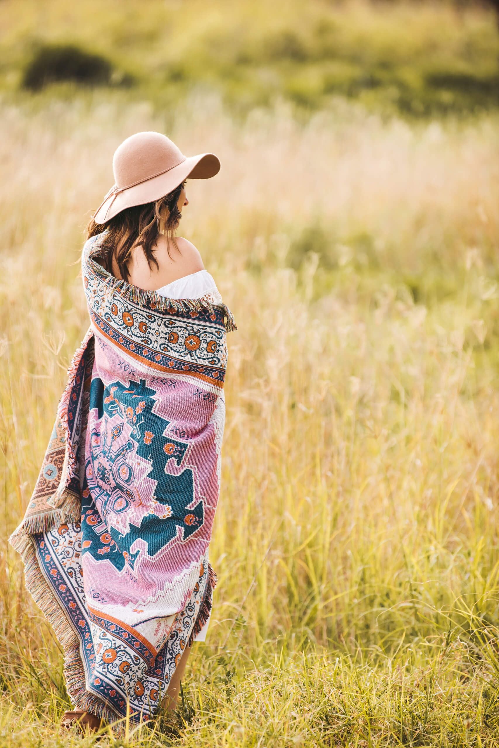Hendeer 'STRAWBERRY FIELDS' WOVEN PICNIC RUG