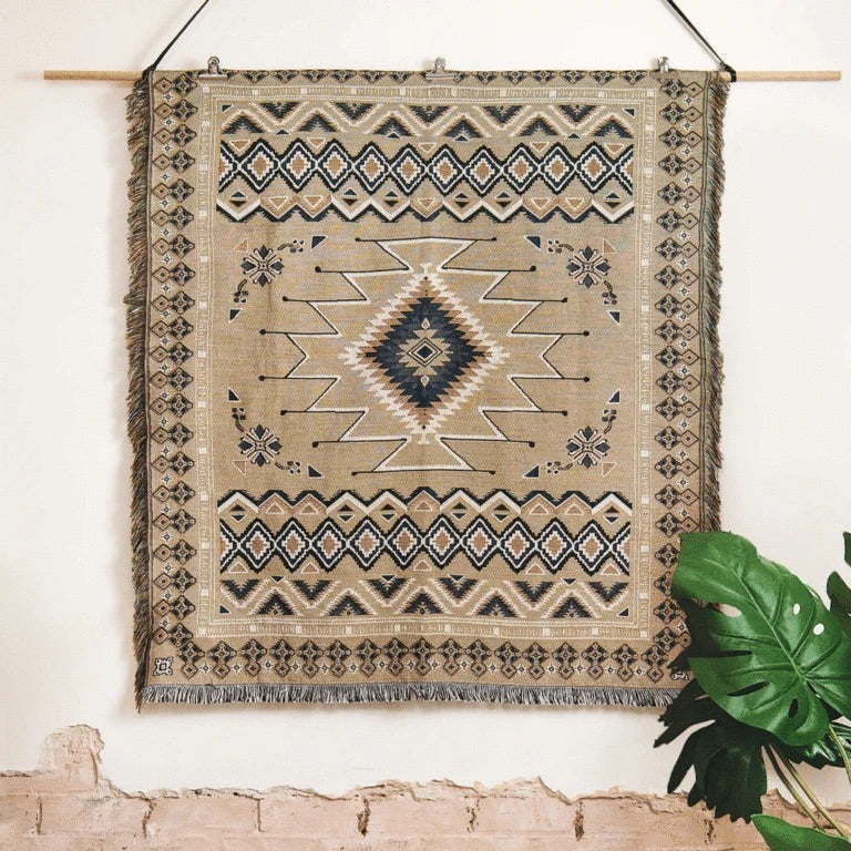 Hendeer 'HEY JUDE' WOVEN PICNIC RUG