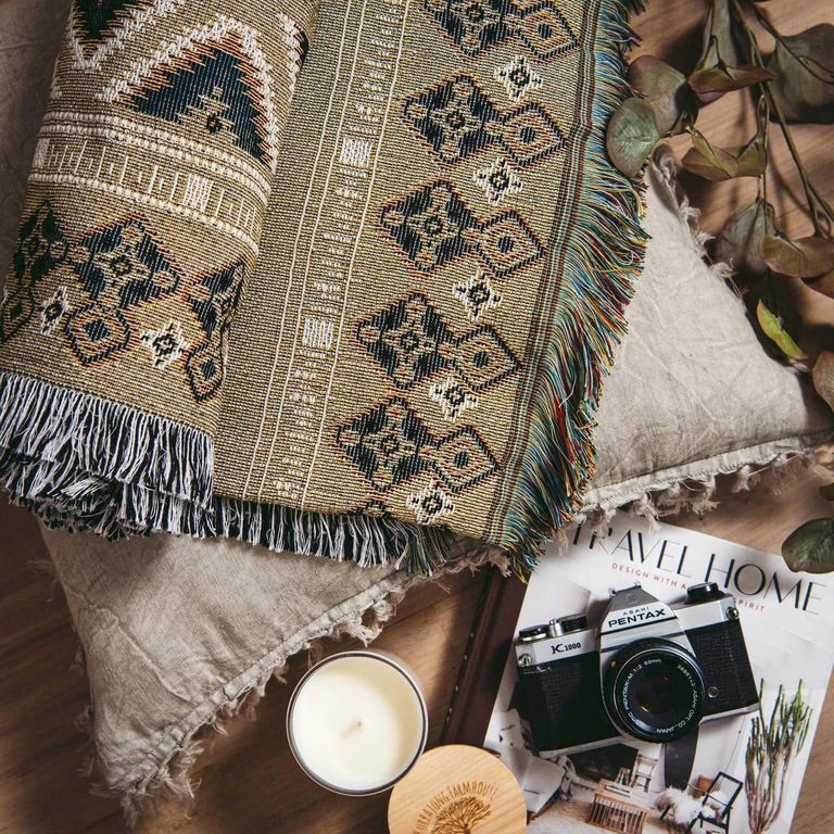 Hendeer 'HEY JUDE' WOVEN PICNIC RUG