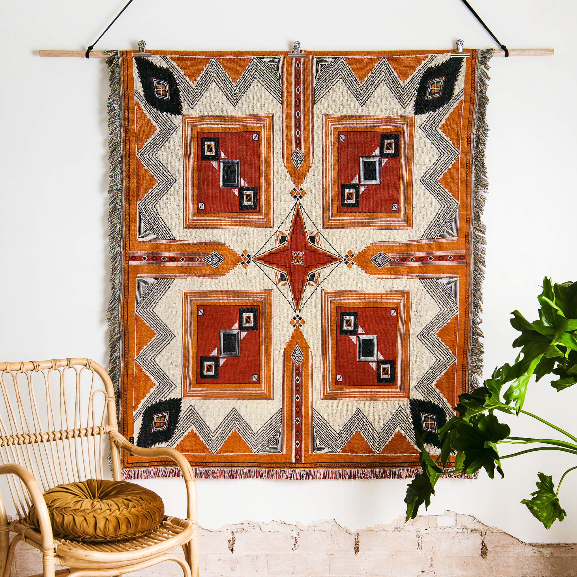 Hendeer 'COME TOGETHER' WOVEN PICNIC RUG